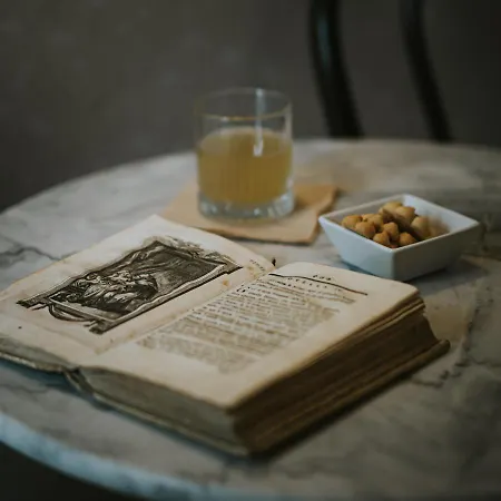 Della Vittoria Bed & Breakfast 4*